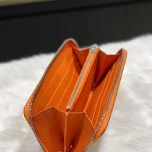 Load image into Gallery viewer, Ladies Long Purse